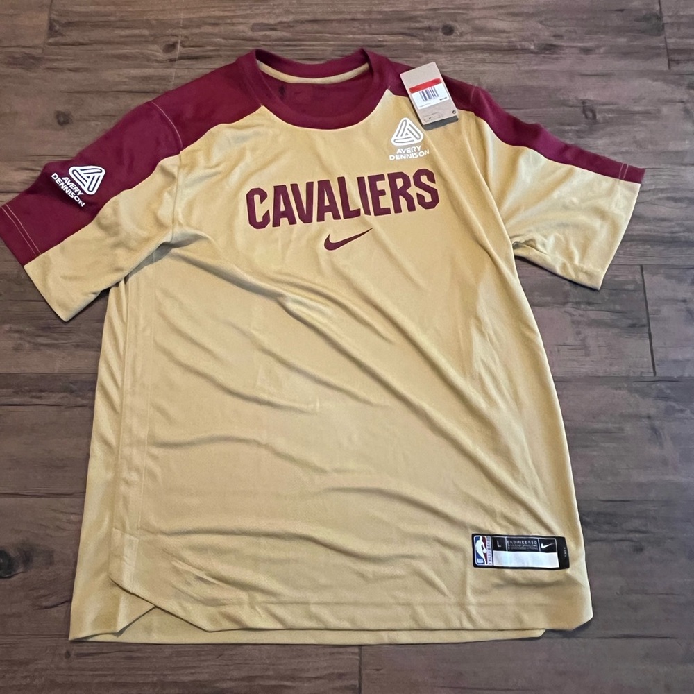 Cavs shirt